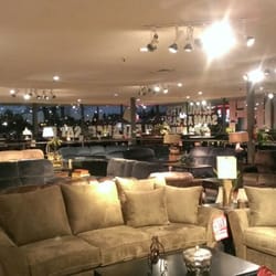 Underhill's Furniture