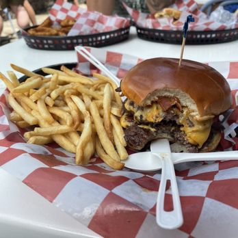 Banzai Burger - Waimea - Burgers Near Me - Honolulu, Hawaii