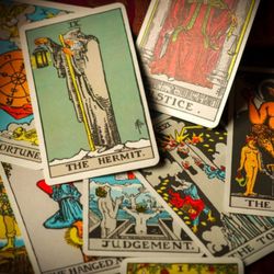 Tarot Card Readings by Diane