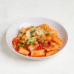 A'mano Fresh Pasta - Pomodoro e Salciccia
