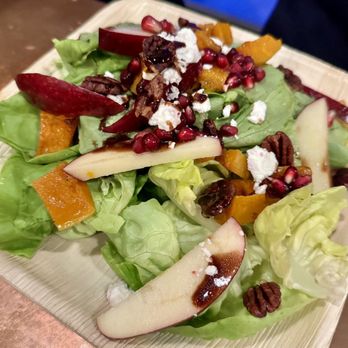 High-Hand Brewing Company - Summer Salad with sweet squash and goat cheese - Brewpubs Near Me - Loomis, California High-Hand Brewing Company - Summer Salad with sweet squash and goat cheese - Brewpubs Near Me - Loomis, California
