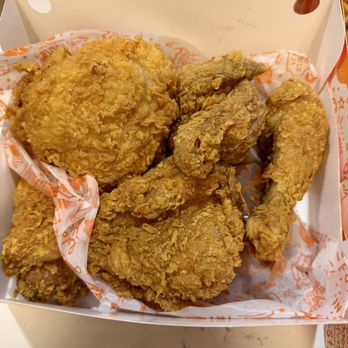 Popeyes Louisiana Kitchen - Fried Chicken - Chicken Shop Near Me - Maple Ridge, British Columbia