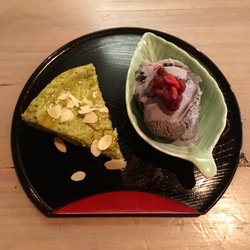 Wabi Sabi Salon - Matcha green tea and black sesame ice cream.