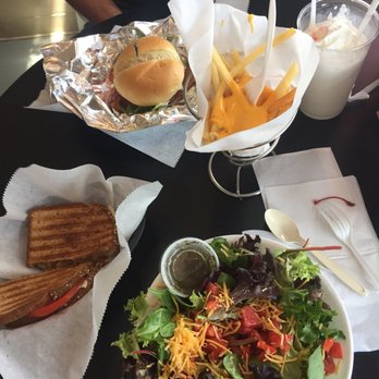 BubbaLu's - Burgers Near Me - Hot Springs, Arkansas