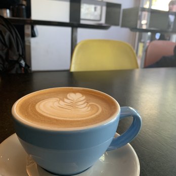 Cognoscenti Coffee - latte ($4.50) - Coffee & Tea Near Me - Culver City, California