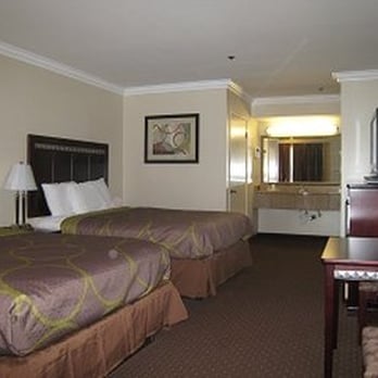 Oak Tree Inn - Hotels Near Me - Monrovia, California