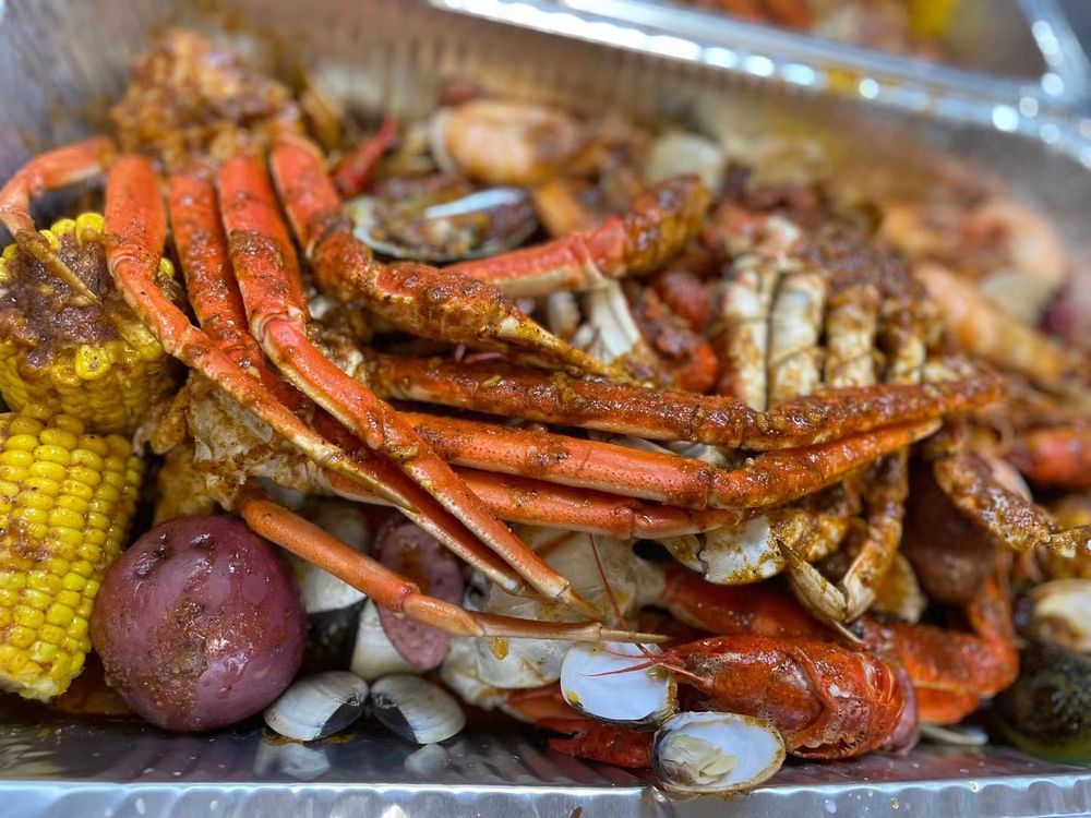 CRAB KNIGHT DAYTONA BEACH 203 Photos & 78 Reviews 2563 N Atlantic