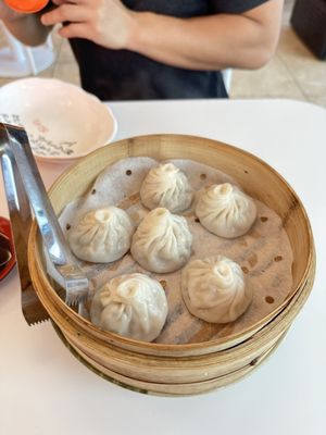 ShangHai Restaurant+ZhangLiang Spicy Hot Pot 张亮麻辣烫 by null