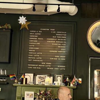 Evanston Pour - Menu board - Wine Bars Near Me - Evanston, Illinois