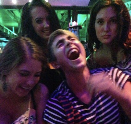 Gilligan's Hotel & Resort by null