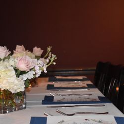 Precious Memories Florist & Gift Shop - Table flowers