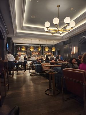 Quadrant Bar & Lounge by null
