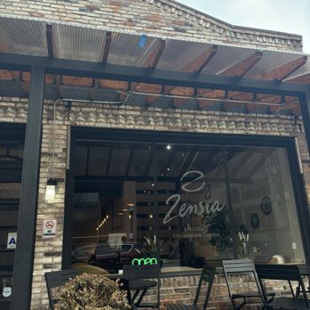 Zensia - Coffee & Tea Near Me - Clayton, Missouri