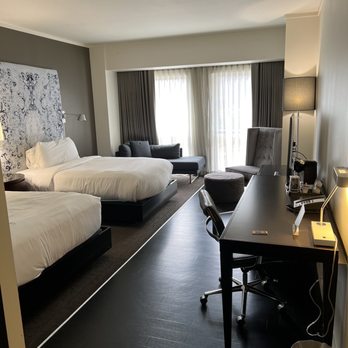 The Fontaine - Hotels Near Me - Kansas City, Missouri