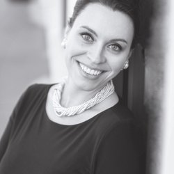 Amanda Patrick, Myrtle Beach REALTOR - I like to stay current and classic.