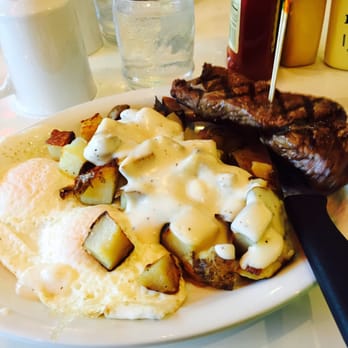 Apple Peddler Restaurant - Steak and eggs special $7.95 - American Near Me - Sutherlin, Oregon