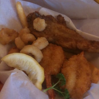 Chowders - Fried seafood platter - Seafood Near Me - San Francisco, California Chowders - Fried seafood platter - Seafood Near Me - San Francisco, California