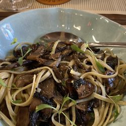 Portarrossa - Mushroom linguine (vegan)