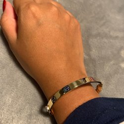 Golden Rose - Gorgeous bangle bracelet
