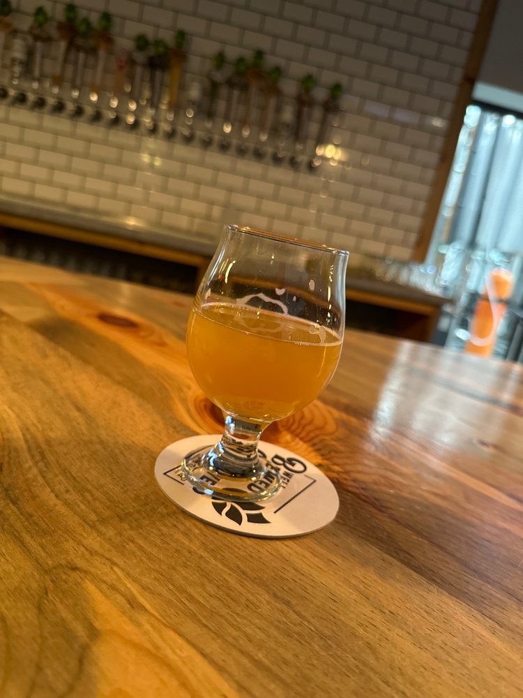 Fifth Ward Brewing Logo