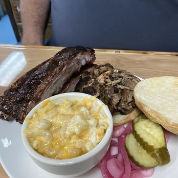 BIG8 BBQ - Ribs pulled pork Mac and Cheese - Barbeque Near Me - Cape Coral, Florida