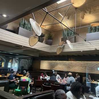 Cheddar's Scratch Kitchen - Inside - American Near Me - Slidell, Louisiana