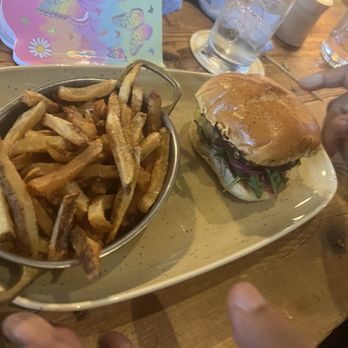 Cordelia Fishbar - Hamburger and fries - Seafood Near Me - Washington, DC, District of Columbia Cordelia Fishbar - Hamburger and fries - Seafood Near Me - Washington, DC, District of Columbia