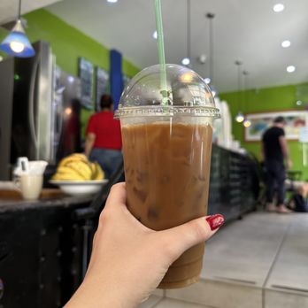 Dee's Coffee Company - Large iced americano - Coffee & Tea Near Me - Puerto Vallarta, JAL