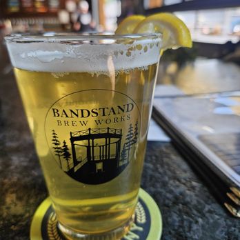 Bandstand Brew Works - Porch Pounder Lemon Cream Ale - Breweries Near Me - Warrensburg, New York