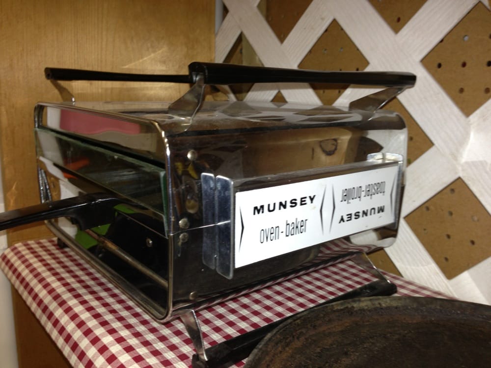 MA & Pa's Flea Market Logo