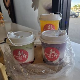 Iced Lychee Oolong Tea, Uji Matcha Foam with Strawberry Fresh Milk Iced Lychee Oolong Tea, Uji Matcha Foam with Strawberry Fresh Milk
