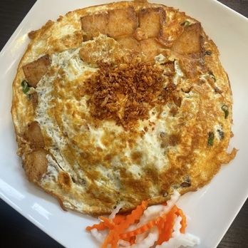 Hung Ky Asian Kitchen - A10 Vietnamese Pan-Fried Rice Cakes / Banh Bot Chien - Chinese Near Me - Round Rock, Texas