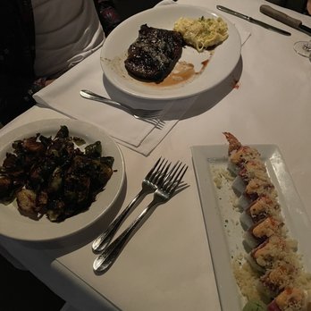 BrickTop's - Yum yum sushi, crispy brussel sprouts, and steak with fettuccine alfredo - New American Near Me - Franklin, Tennessee