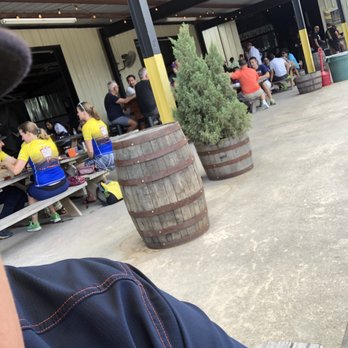 No Label Brewing - Chill patio with cornhole - Breweries Near Me - Katy, Texas No Label Brewing - Chill patio with cornhole - Breweries Near Me - Katy, Texas