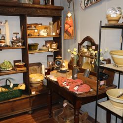 Paramount Antique Mall
