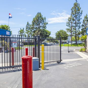 Mini Local Storage - Stanton Self Storage - Self Storage Near Me - Stanton, California Mini Local Storage - Stanton Self Storage - Self Storage Near Me - Stanton, California