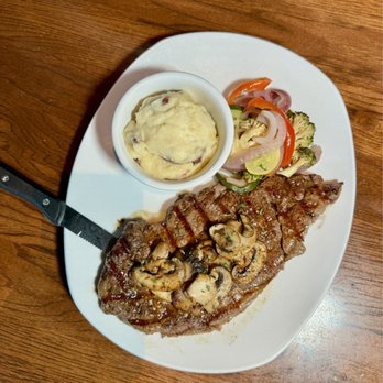 Carolina Ale House - Waverly - 28-Day Aged Ribeye* - Sports Bars Near Me - Charlotte, North Carolina Carolina Ale House - Waverly - 28-Day Aged Ribeye* - Sports Bars Near Me - Charlotte, North Carolina