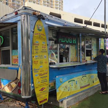 Hula Dog - Outside - Hot Dogs Near Me - Honolulu, Hawaii