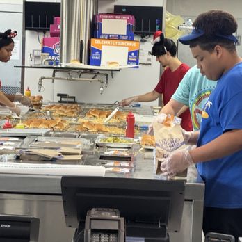 White Castle - burger assembly - Fast Food Near Me - Clermont, Florida White Castle - burger assembly - Fast Food Near Me - Clermont, Florida