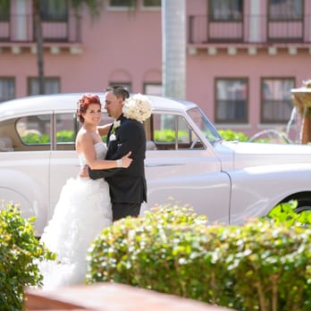 Dignitary Transportation - Wedding limos - Limos Near Me - Lake Worth, Florida