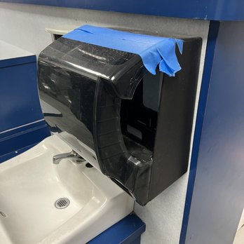COINLess Laundry - Sharp broken - Laundromat Near Me - Inglewood, California