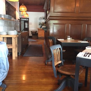 Cafe Pot-Au-Feu - ows the dining area - French Near Me - Wakefield, Quebec Cafe Pot-Au-Feu - ows the dining area - French Near Me - Wakefield, Quebec