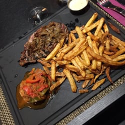 So Delice - Bavette Frites / Ratatouille / sauce roquefort 14€
