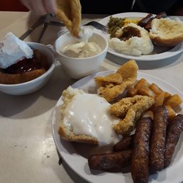 We hit at change over so we can say, without a doubt, that southren soul breakfast and brunch buffet is on point!!