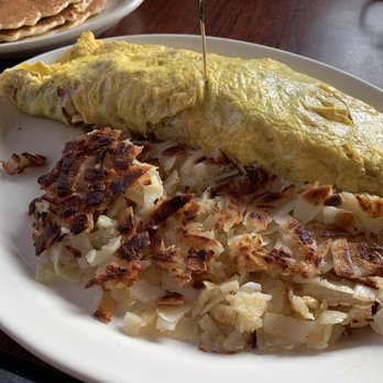 Crazy Otto's Diner Valencia - Customized the veggie omelet by adding ham and cheese - Breakfast & Brunch Near Me - Valencia, California Crazy Otto's Diner Valencia - Customized the veggie omelet by adding ham and cheese - Breakfast & Brunch Near Me - Valencia, California