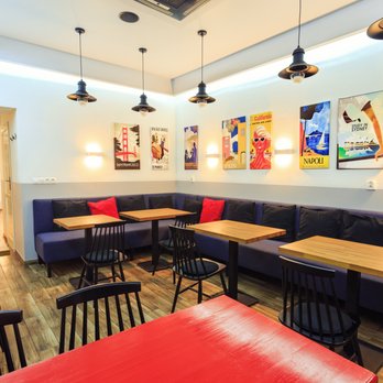 Kawiory 8 Cafe - Nasza druga sala - przy kawie siedzi się całkiem przyjemnie:) - Cafes Near Me - Kraków, Massachusetts Kawiory 8 Cafe - Nasza druga sala - przy kawie siedzi się całkiem przyjemnie:) - Cafes Near Me - Kraków, Massachusetts