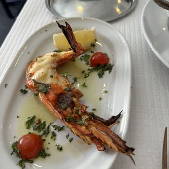 Mariscaria - 1/2 a grilled langostine came with 1/2 serving of seafood rice. - Seafood Near Me - Cascais, 11