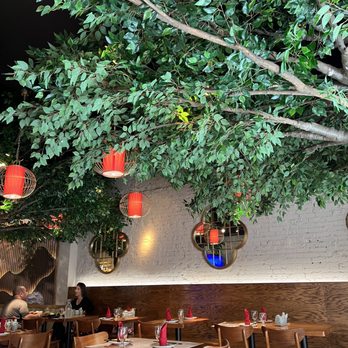 Han Palace - Interior - Dim Sum Near Me - Washington, DC, District of Columbia