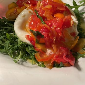 Semola - Burrata - Pasta Shops Near Me - Sorrento, NA