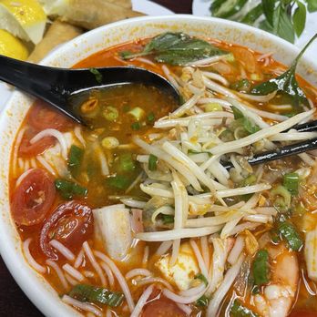 Pho O’clock - Egg rolls & Crab Pho - Vietnamese Near Me - Modesto, California